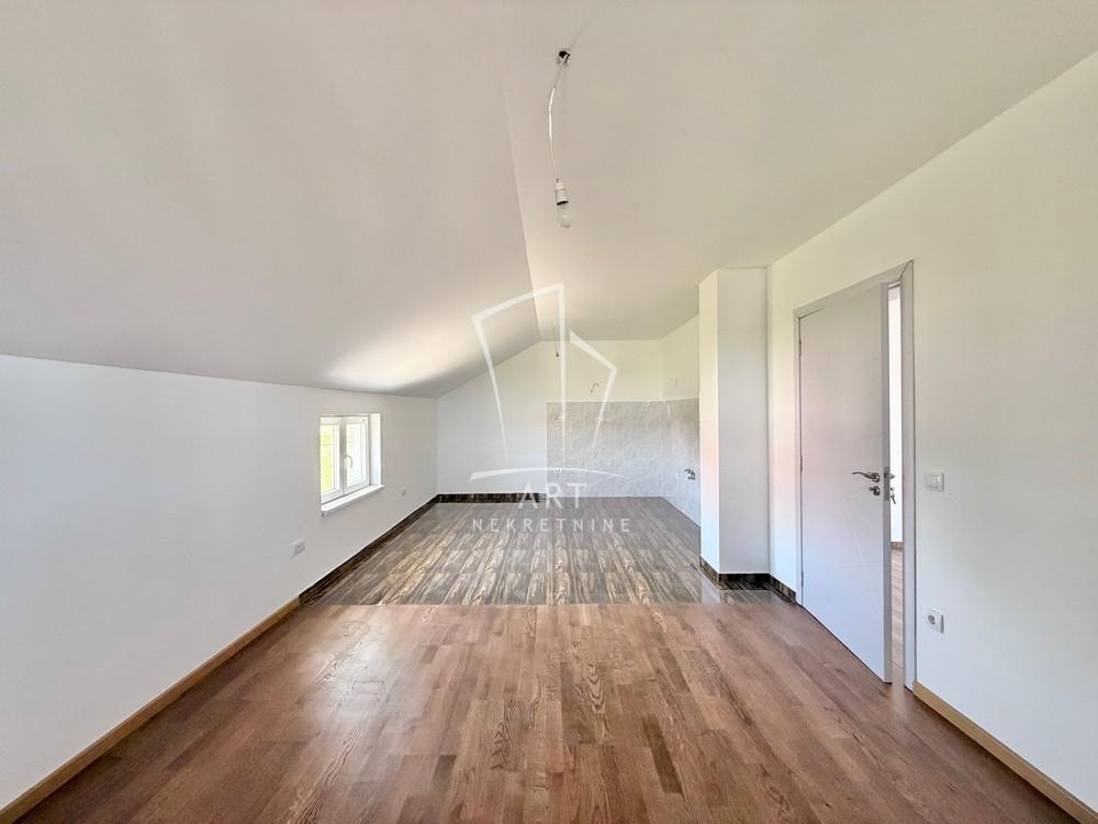 Slika 3 - Maksima Gorkog, Trosoban stan na prodaju, 63m2, 120.000€