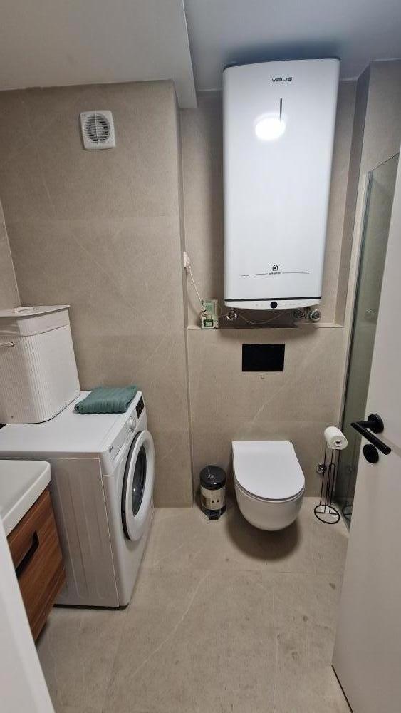 Slika 1 - Cara Dušana 71, Jednoiposoban stan za izdavanje, 54m2, 650€