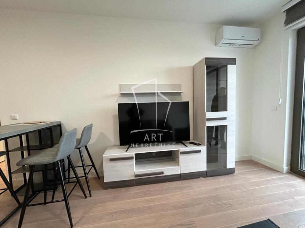 Slika 4 - Hercegovačka, Dvosoban stan za izdavanje, 55m2, 1.200€