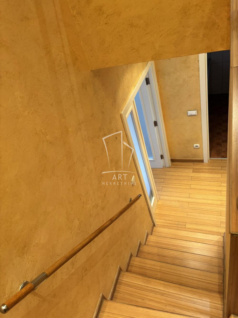 Slika 3 - Bulevar Kralja Aleksandra, Trosoban stan za izdavanje, 91m2, 750€