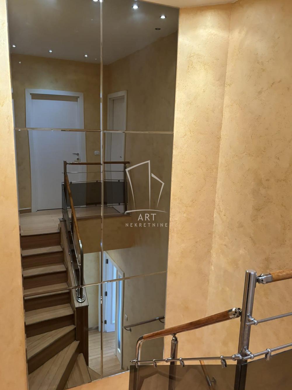 Slika 2 - Bulevar Kralja Aleksandra, Trosoban stan za izdavanje, 91m2, 750€