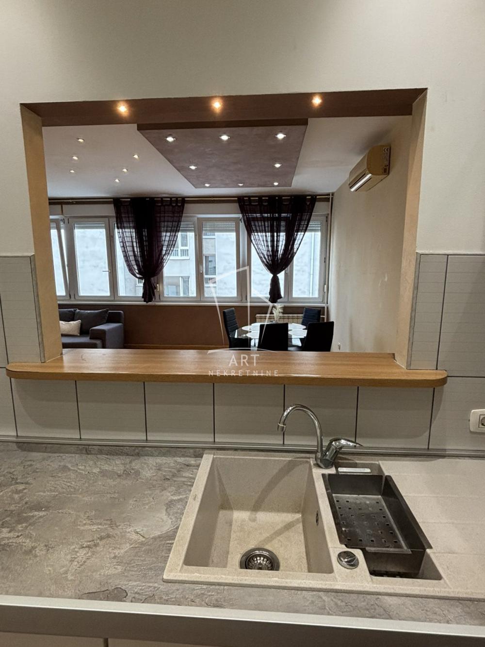 Slika 4 - Bulevar Kralja Aleksandra, Trosoban stan za izdavanje, 91m2, 750€