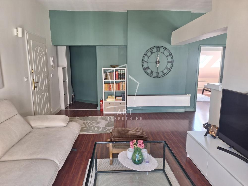 Slika 2 - Obilićev Venac, Trosoban stan za izdavanje, 84m2, 1.500€
