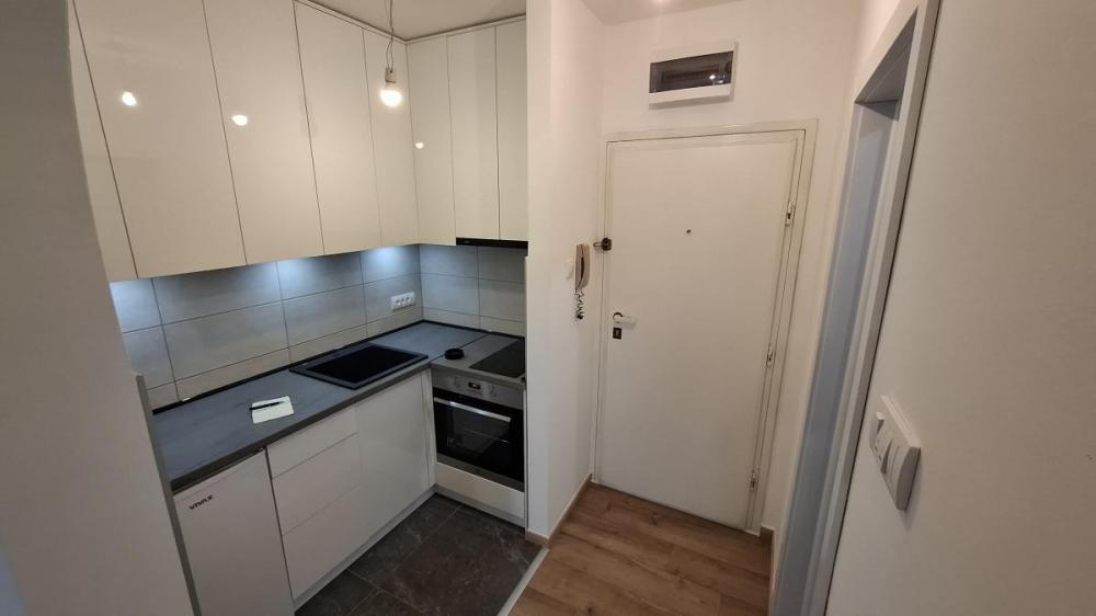 Slika 3 - Jednosoban stan za izdavanje, 28m2, 300€