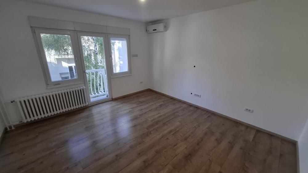 Slika 1 - Jednosoban stan za izdavanje, 28m2, 300€