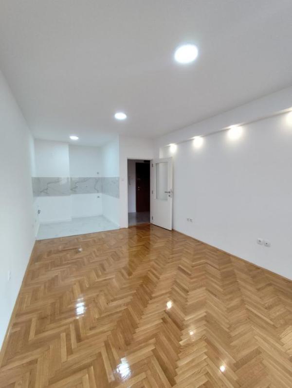 Slika 4 - Dvosoban stan na prodaju, 45m2, 144.000€