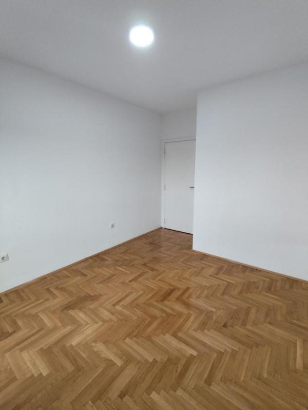 Slika 8 - Dvosoban stan na prodaju, 45m2, 144.000€