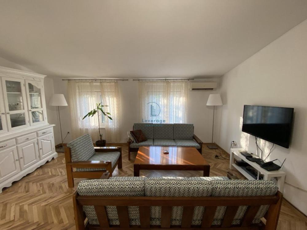 Slika 3 - Stevana Markovića, Troiposoban stan za izdavanje, 76m2, 800€