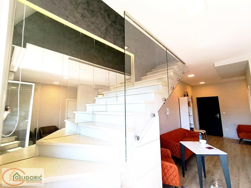 Slika 3 - Pećska, Petosoban stan na prodaju, 118m2, 349.000€