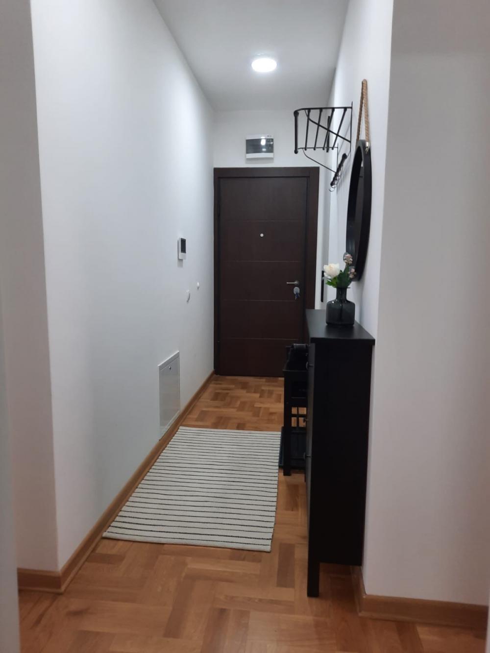 Slika 9 - Dunavska, Dvosoban stan za izdavanje, 44m2, 800€