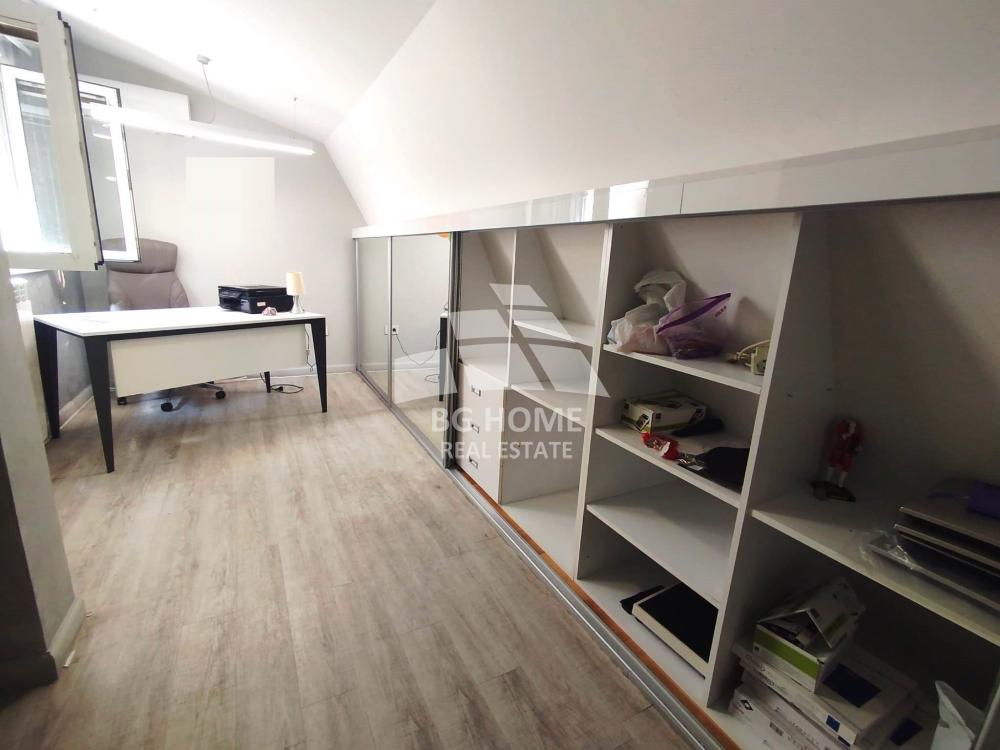 Slika 6 - Pećska, Petosoban stan na prodaju, 118m2, 349.000€