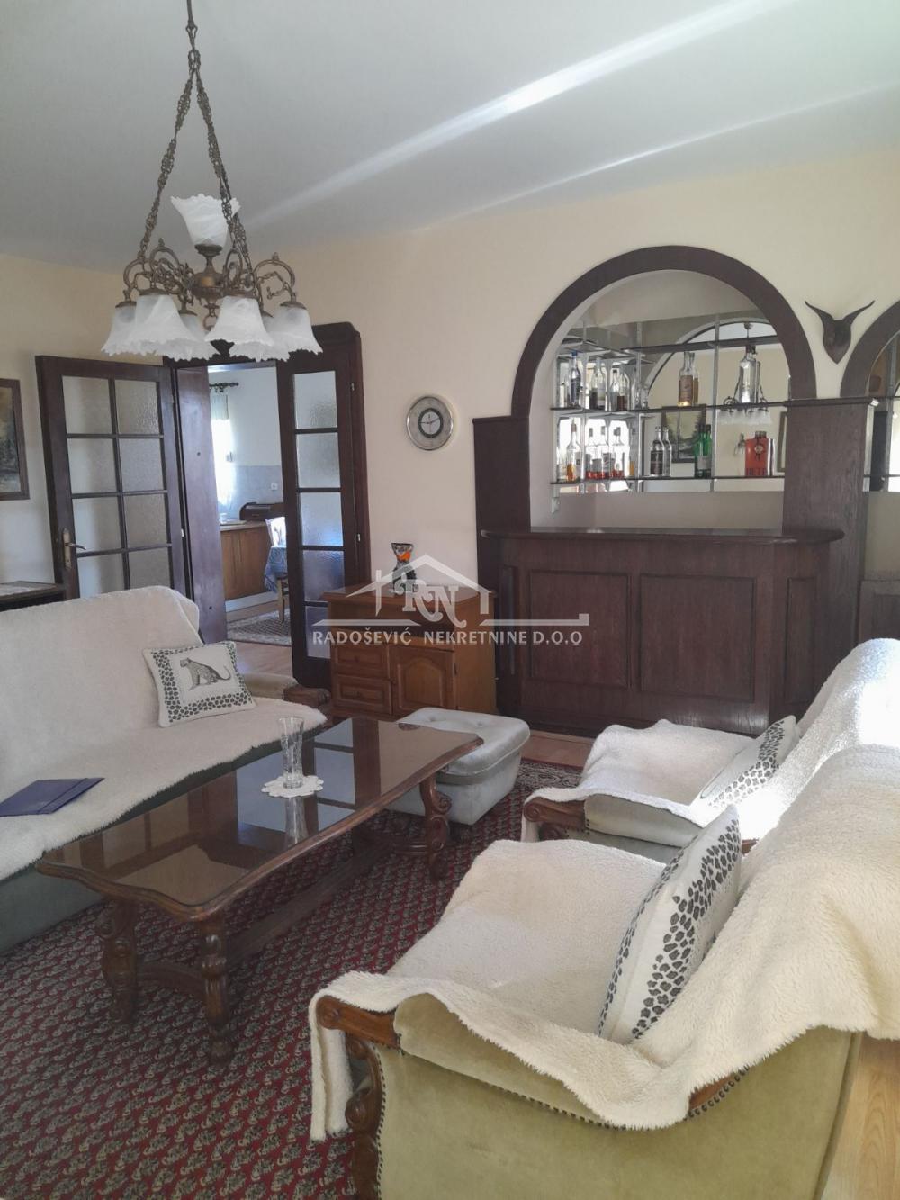 Slika 4 - Steve Todorovića, Troiposoban stan za izdavanje, 90m2, 700€