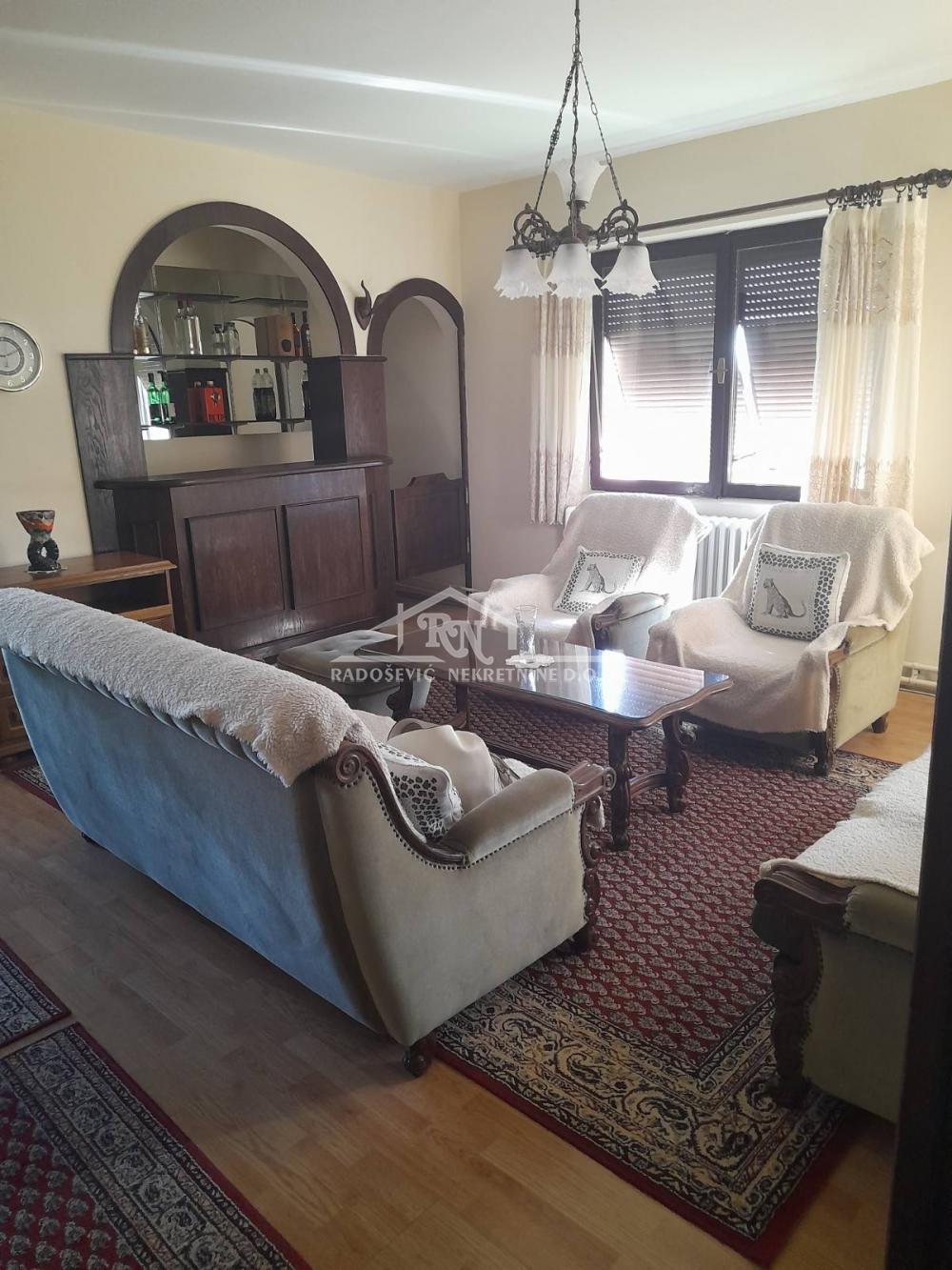 Slika 6 - Steve Todorovića, Troiposoban stan za izdavanje, 90m2, 700€