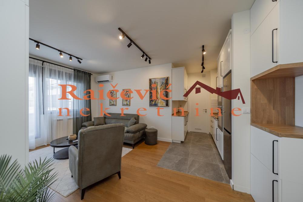Slika 1 - Kneza Viseslava, Trosoban stan na prodaju, 67m2, 244.000€
