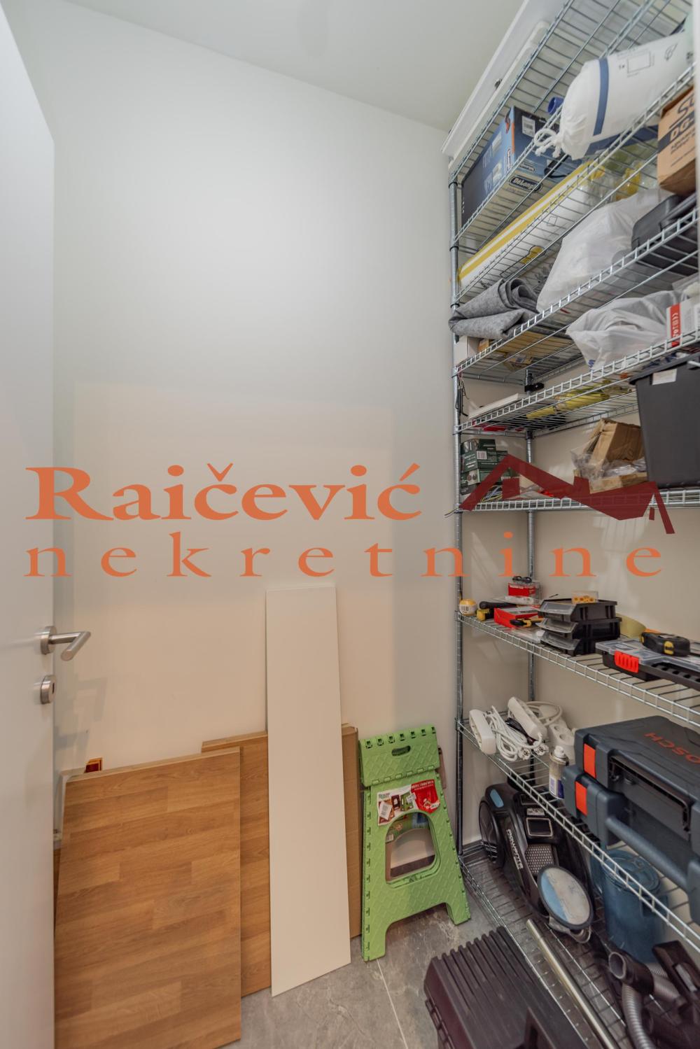 Slika 7 - Kneza Viseslava, Trosoban stan na prodaju, 67m2, 244.000€