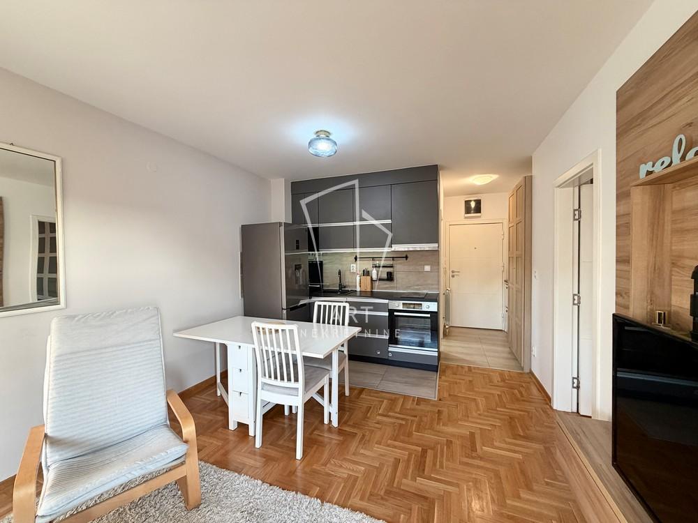 Slika 2 - Marije Crnobori, Dvosoban stan za izdavanje, 40m2, 550€