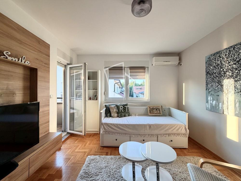 Slika 1 - Marije Crnobori, Dvosoban stan za izdavanje, 40m2, 550€