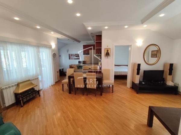 Slika 1 - Prijedorska, Četvorosoban stan za izdavanje, 106m2, 1.100€