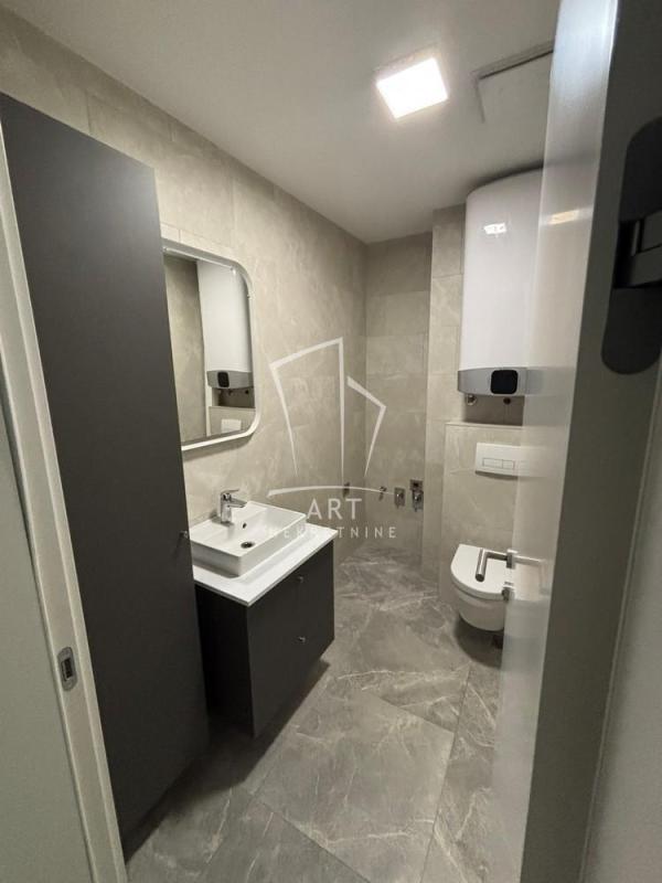 Slika 6 - Omladinskih brigada, Petosoban stan za izdavanje, 121m2, 2.000€