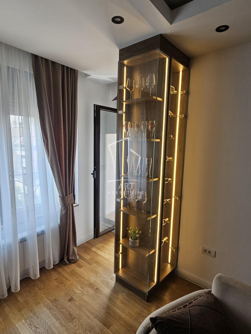 Slika 7 - Kolašinska, Trosoban stan za izdavanje, 74m2, 1.400€