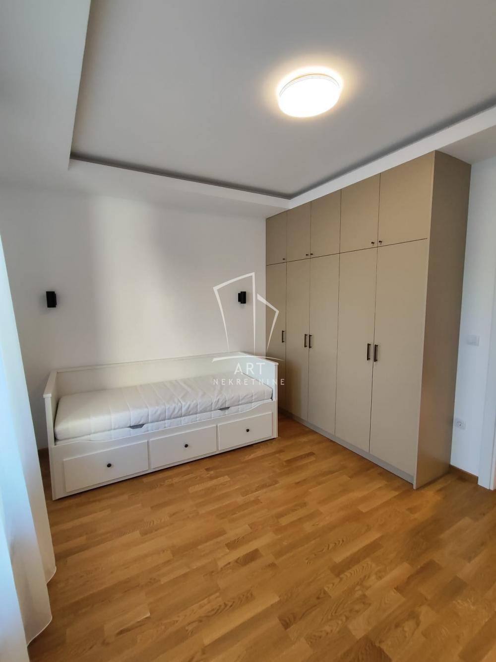 Slika 10 - Kolašinska, Trosoban stan za izdavanje, 74m2, 1.400€