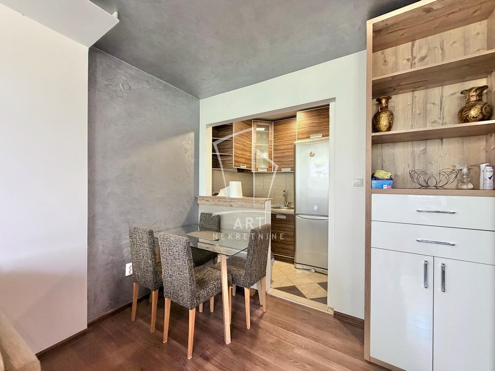 Slika 3 - Jovana Bijelića, Trosoban stan na prodaju, 54m2, 190.000€