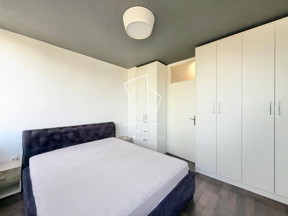 Slika 7 - Jovana Bijelića, Trosoban stan na prodaju, 54m2, 190.000€