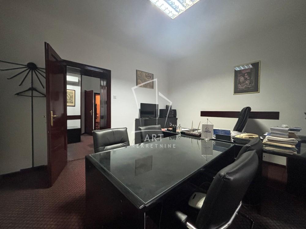Slika 2 - Gundulićev Venac,  Lokal za izdavanje, 57m2, 800€