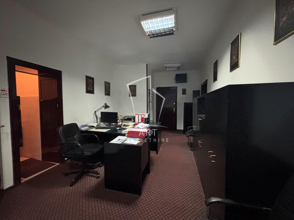 Slika 5 - Gundulićev Venac,  Lokal za izdavanje, 57m2, 800€