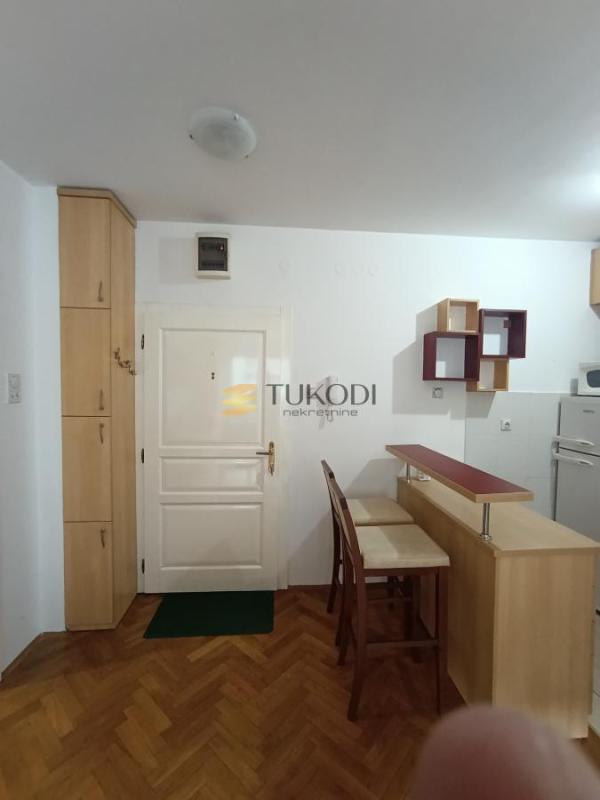 Slika 1 - Jednosoban stan za izdavanje, 25m2, 250€