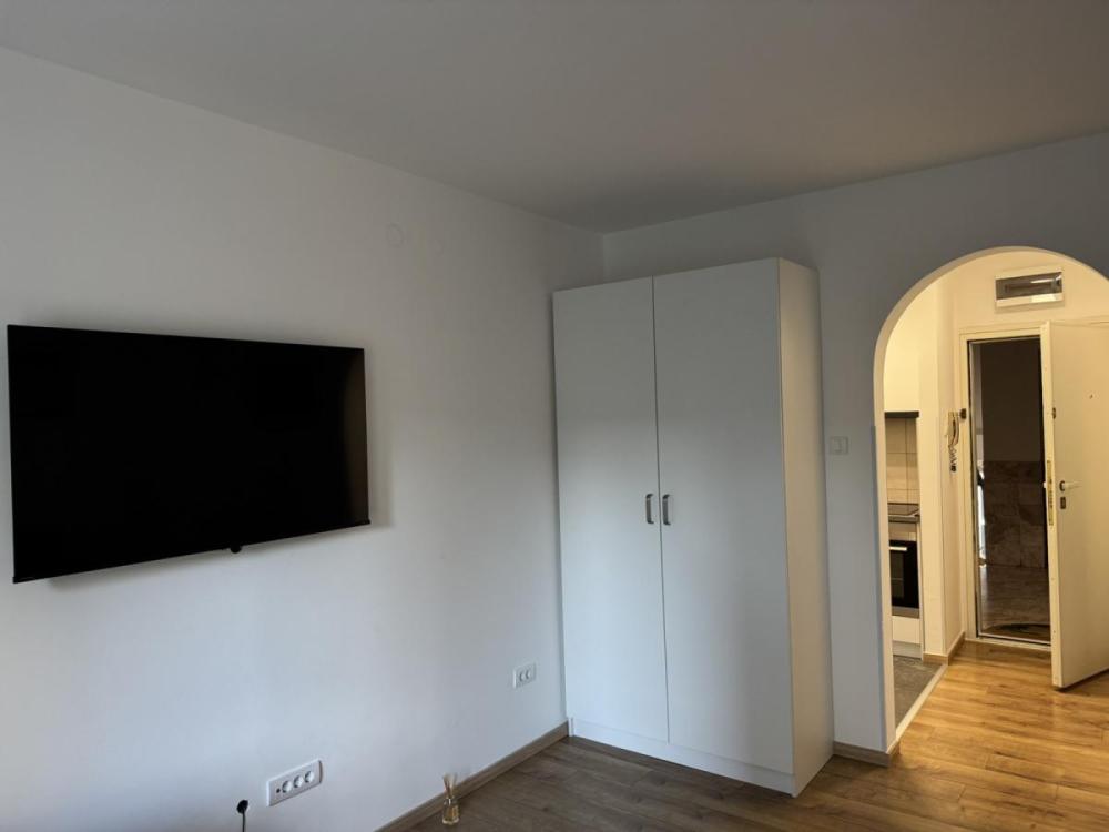 Slika 2 - Jednosoban stan za izdavanje, 28m2, 350€