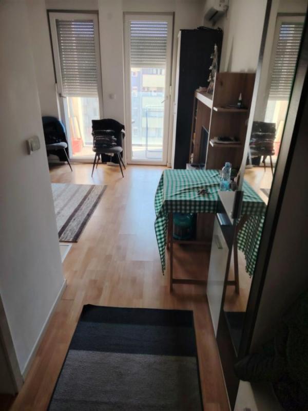 Slika 2 - Jednosoban stan za izdavanje, 28m2, 280€