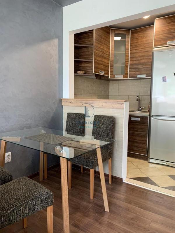 Slika 3 - Jovana Bijelića, Dvoiposoban stan na prodaju, 55m2, 190.000€