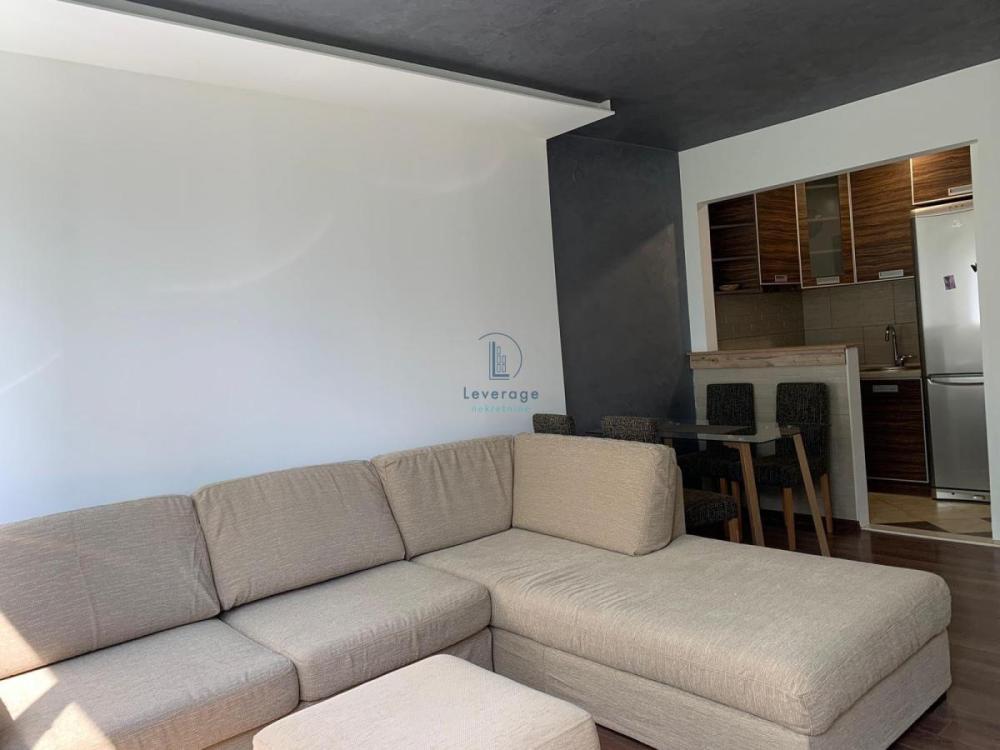 Slika 1 - Jovana Bijelića, Dvoiposoban stan na prodaju, 55m2, 190.000€