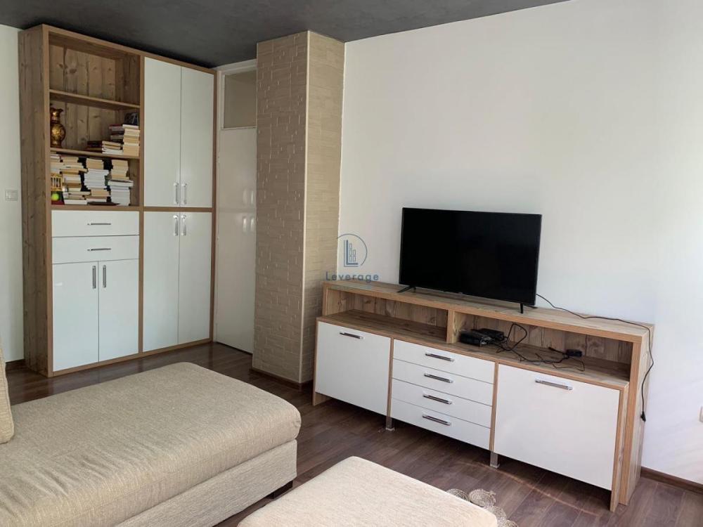Slika 2 - Jovana Bijelića, Dvoiposoban stan na prodaju, 55m2, 190.000€