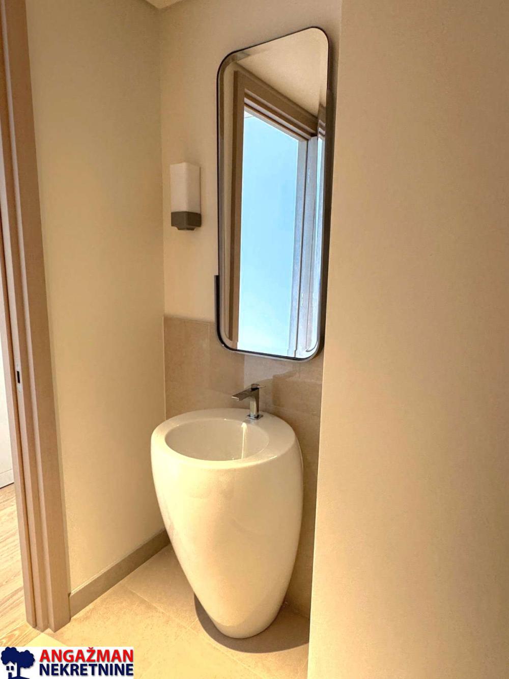 Slika 8 - Nikolaja Kravcova, Dvosoban stan na prodaju, 60m2, 495.000€