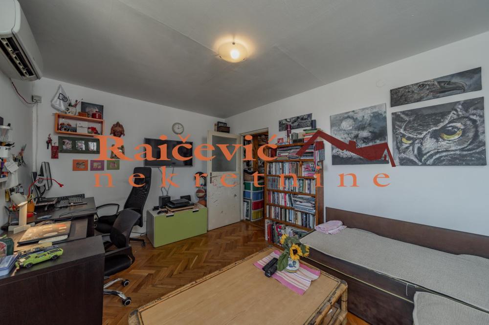 Slika 2 - Ustanicka, Jednoiposoban stan na prodaju, 47m2, 139.000€