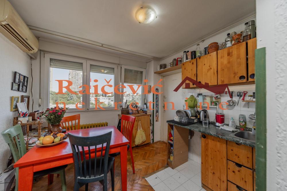 Slika 8 - Ustanicka, Jednoiposoban stan na prodaju, 47m2, 139.000€