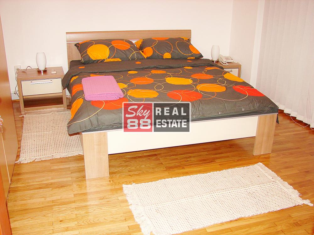 Slika 7 - Kuća za izdavanje, 450m2, 5.000€
