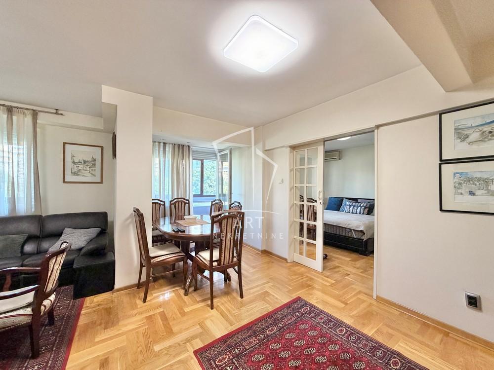 Slika 2 - Poručnika Spasića i Mašere, Četvorosoban stan za izdavanje, 109m2, 1.000€