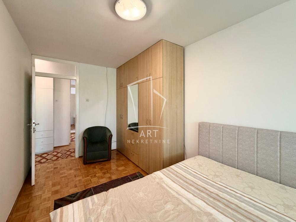 Slika 7 - Mića Radakovića, Trosoban stan na prodaju, 78m2, 255.000€
