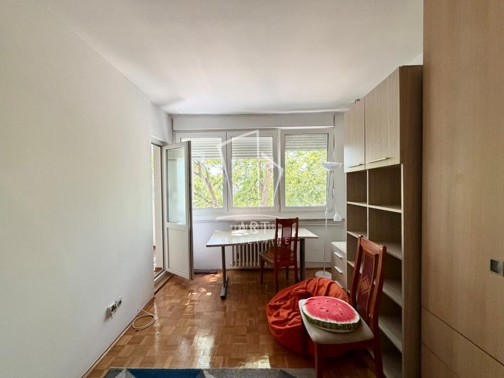 Slika 10 - Mića Radakovića, Trosoban stan na prodaju, 78m2, 255.000€