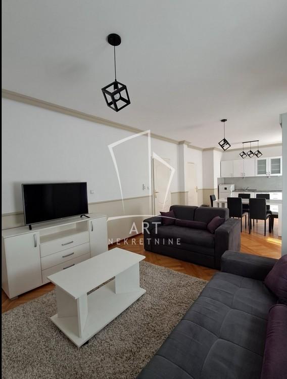 Slika 1 - Čuburska, Trosoban stan na prodaju, 79m2, 312.000€