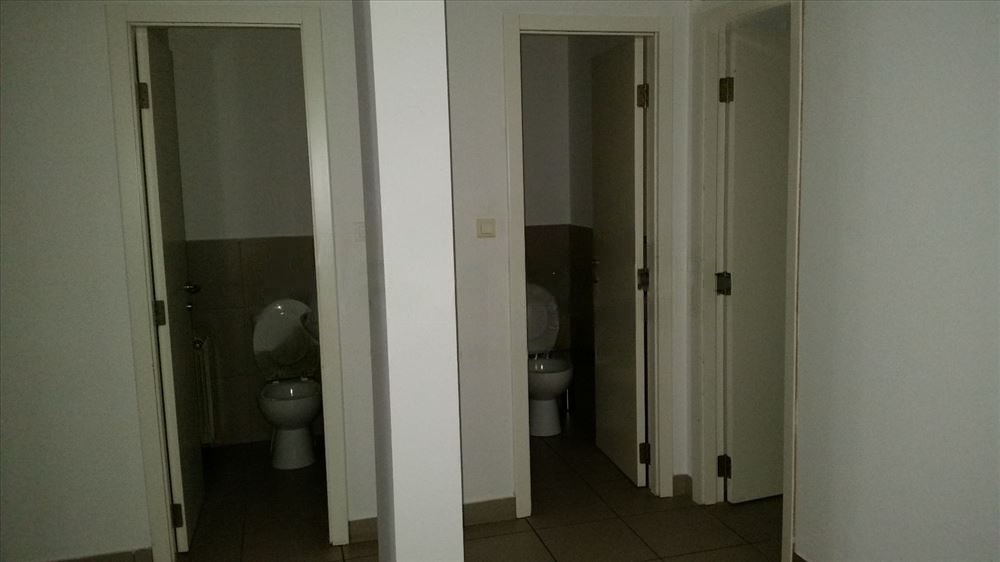 Slika 4 - Bulevar Oslobodjenja,  Lokal za izdavanje, 81m2, 1.500€