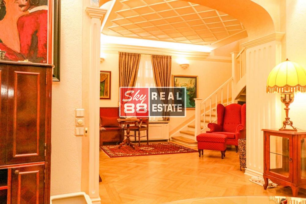 Slika 2 - Suvoborska, Kuća na prodaju, 243m2, 1.800.000€