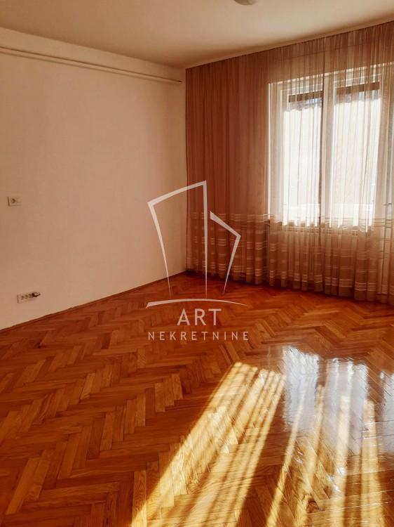 Slika 1 - Majke Jevrosime, Trosoban stan za izdavanje, 78m2, 1.100€