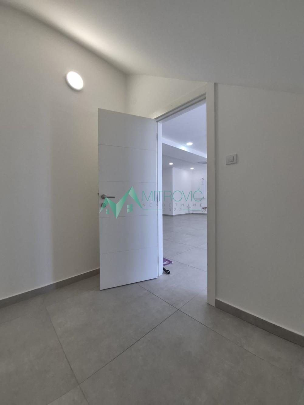 Slika 10 -  Lokal za izdavanje, 134m2, 2.950€