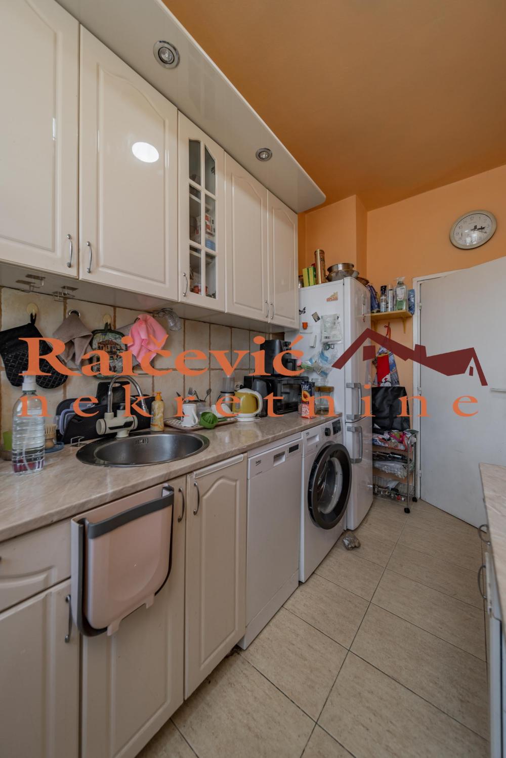 Slika 9 - Dr Milosa Radojcica, Dvoiposoban stan na prodaju, 68m2, 229.000€