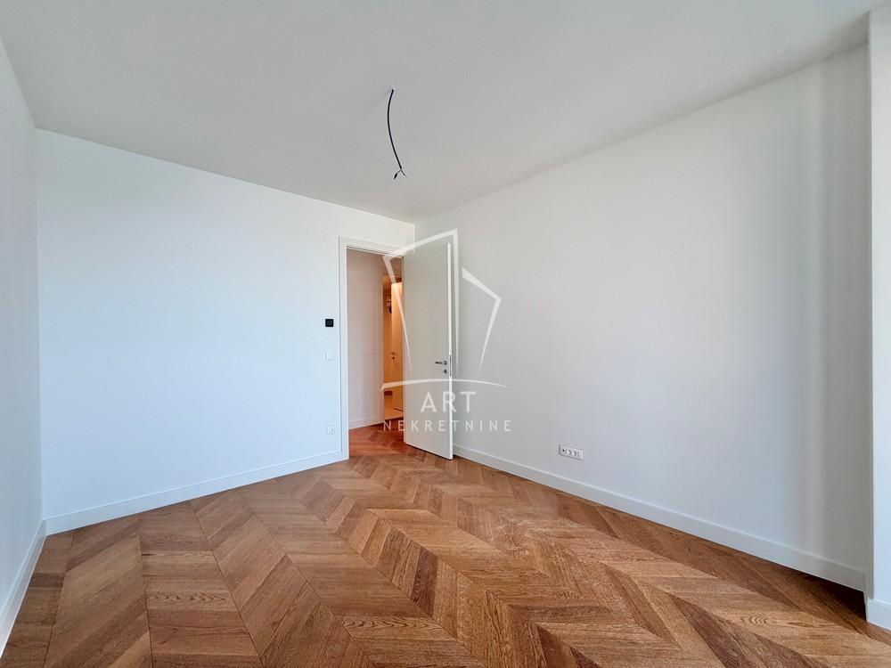 Slika 6 - Briselska, Četvorosoban stan za izdavanje, 175m2, 4.500€