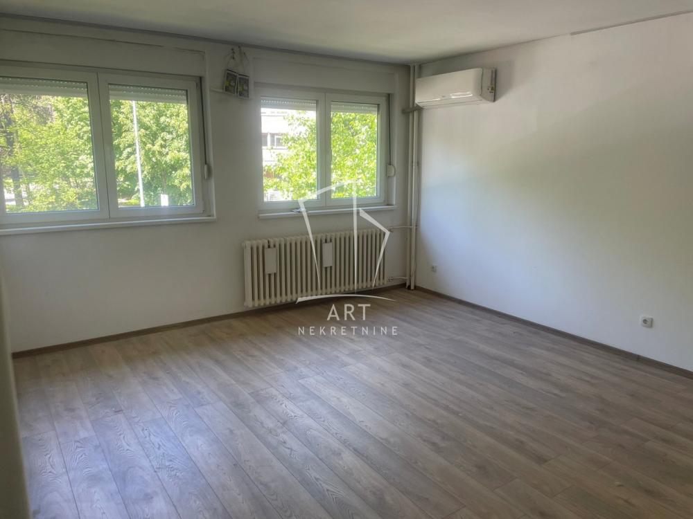 Slika 2 - Ustanička, Trosoban stan za izdavanje, 77m2, 700€